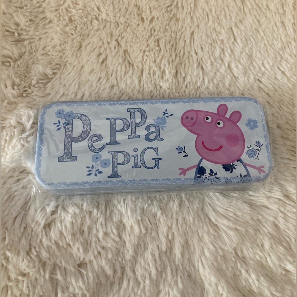 Peppa Pig metal pencil box-NEW